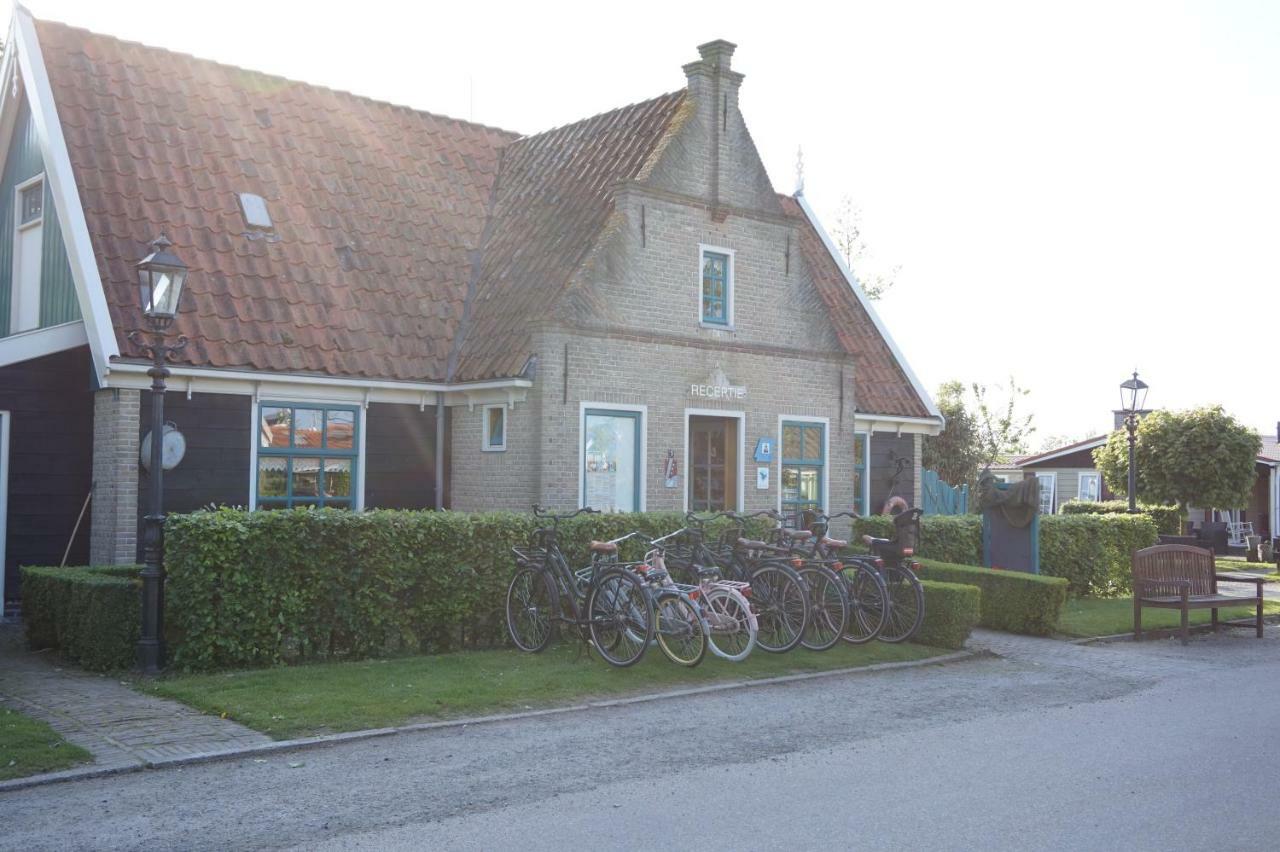Vakantieverblijf Aan De Dijk Hotell Hippolytushoef Eksteriør bilde