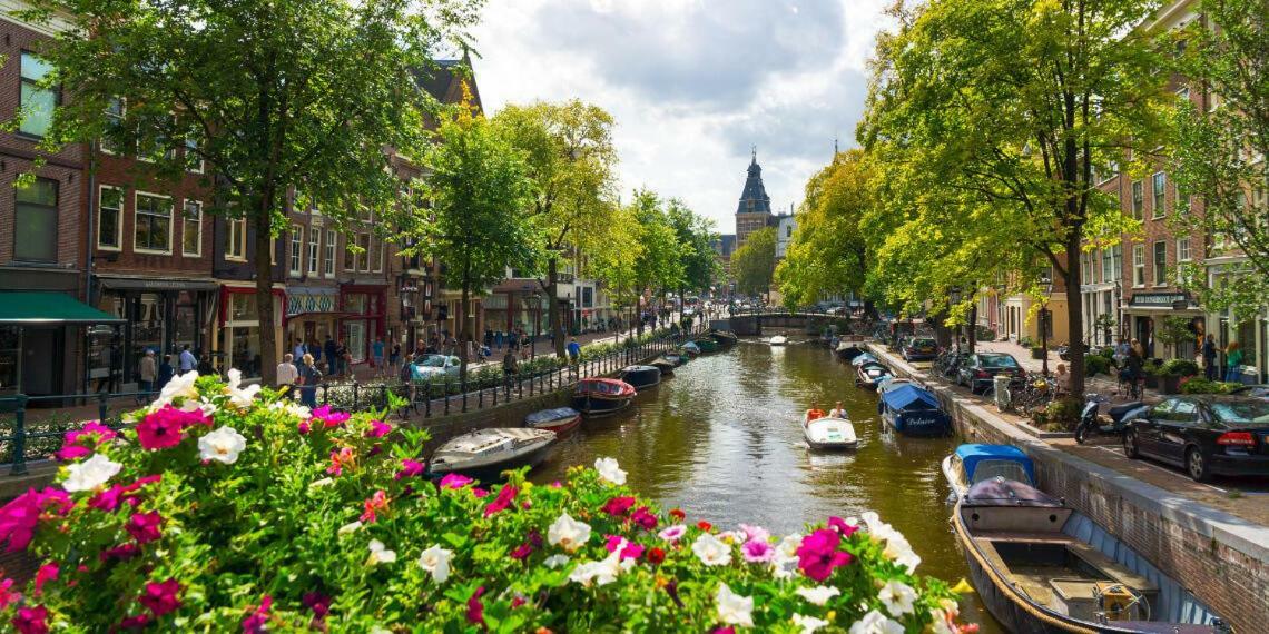 Vakantieverblijf Aan De Dijk Hotell Hippolytushoef Eksteriør bilde